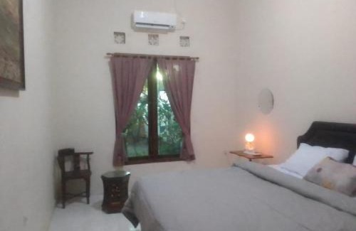 Sewon House | Homestay Villa Peksi Kencono Yogyakarta