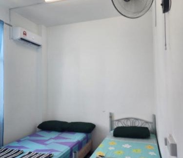 Gelugor House | Homestay Zaishazali