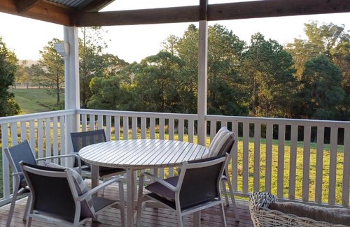Maudsland Bed & Breakfast | Homestead BnB