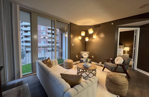 Ballston Apartment | Homestead Charm Arlington King bd
