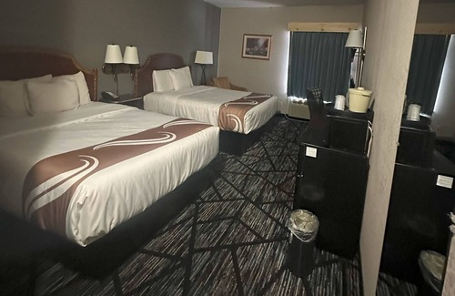 Indian River Hotel | Hometown Inn
