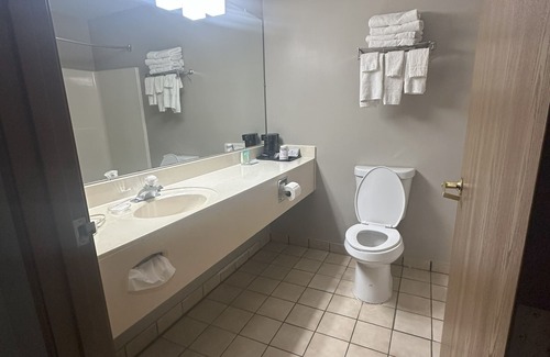 Indian River Hotel | Hometown Inn