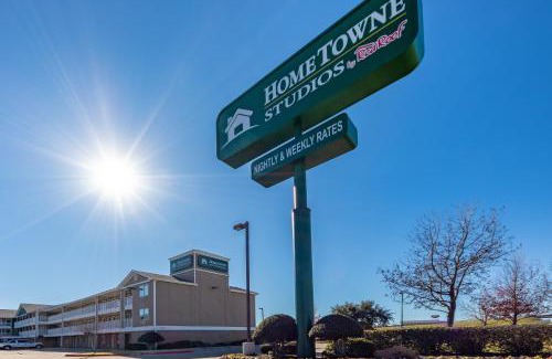 Mesquite Hotel | HomeTowne Studios by Red Roof Dallas - Mesquite