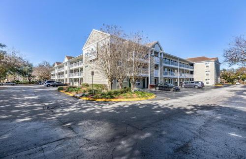 Casselberry Hotel | HomeTowne Studios by Red Roof Orlando - Casselberry