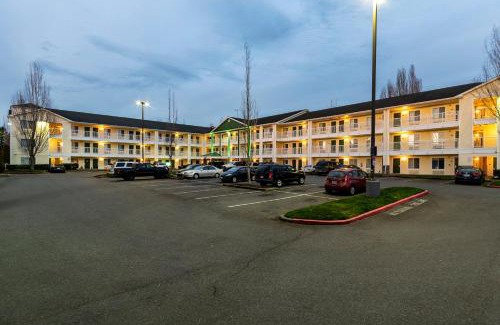 Kent Hotel | HomeTowne Studios by Red Roof Seattle - Kent/Des Moines