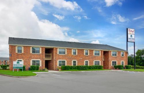 Madison Hotel | HomeTowne Studios by Red Roof Huntsville - Madison
