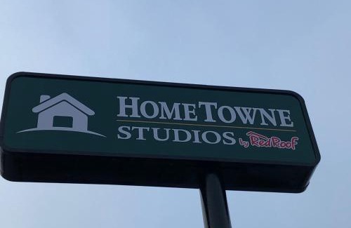 Arena District Hotel | HomeTowne Studios by Red Roof San Antonio E - Frost Bank Center