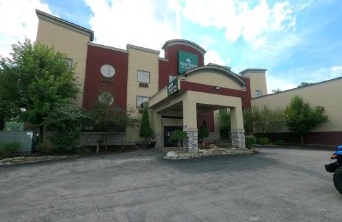 Washington Hotel | HomeTowne Studios & Suites Washington