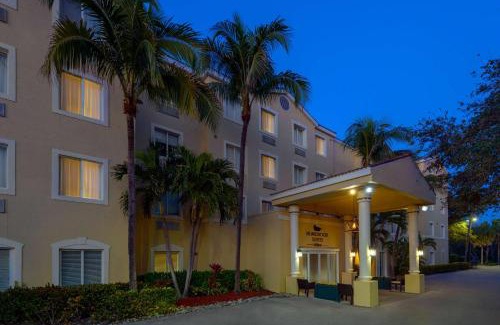 Bonita Springs Hotel | Homewood Suites by Hilton Bonita Springs, FL