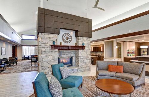 Overland Park Hotel | Homewood Suites by Hilton Kansas City/Overland Park