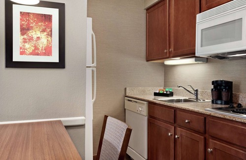 Harrisburg - Hershey Hotel | Homewood Suites by Hilton Harrisburg East-Hershey Area