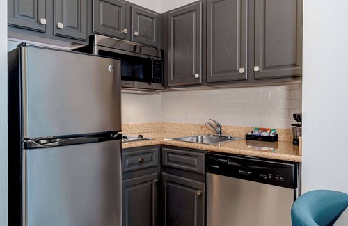 Eatontown Hotel | Homewood Suites by Hilton Eatontown