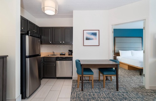 Eatontown Hotel | Homewood Suites by Hilton Eatontown