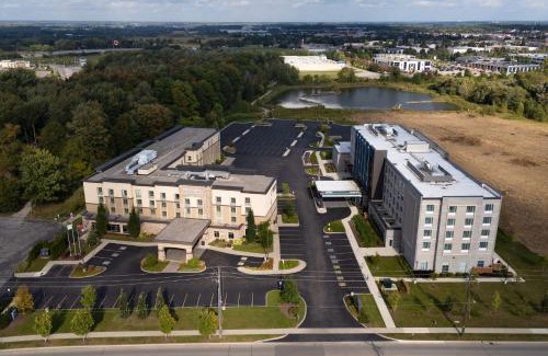 Township of Woolwich Hotel | Homewood Suites by Hilton Waterloo/St. Jacobs