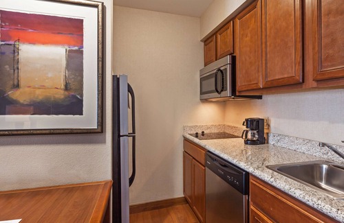 Bonanza Hotel | Homewood Suites by Hilton Laredo at Mall del Norte