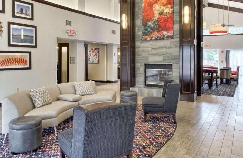 Mobile Hotel | Homewood Suites by Hilton Mobile Airport-University Area