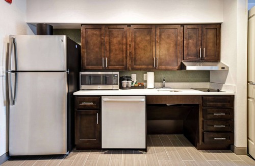 Novi Hotel | Homewood Suites by Hilton Novi Detroit