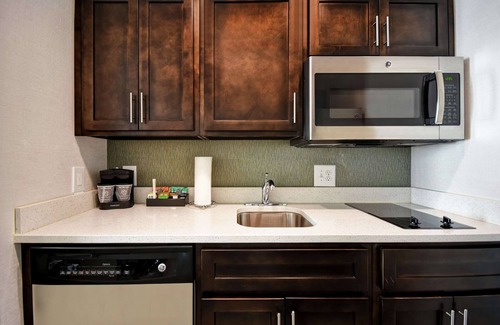Novi Hotel | Homewood Suites by Hilton Novi Detroit