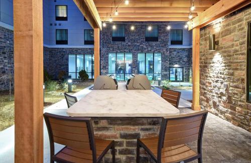 Orange Hotel | Homewood Suites By Hilton Orange New Haven