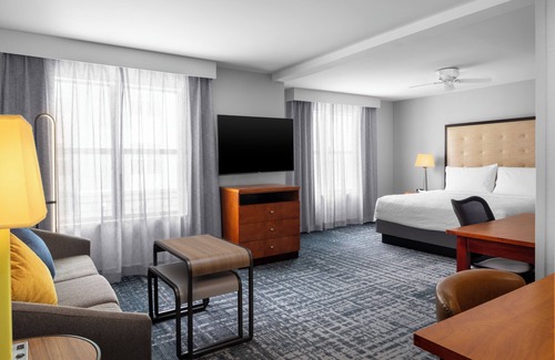 Ashburn Hotel | Homewood Suites by Hilton Dulles-North/Loudoun