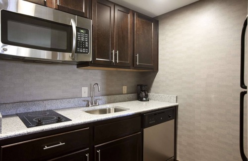 Upper Arlington Hotel | Homewood Suites by Hilton Columbus/OSU, OH