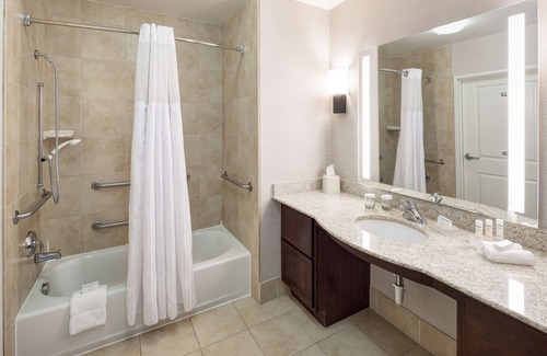 Biggs Field Hotel | Homewood Suites by Hilton El Paso Airport