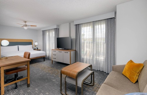 Orlando Hotel | Homewood Suites by Hilton® Orlando-UCF Area