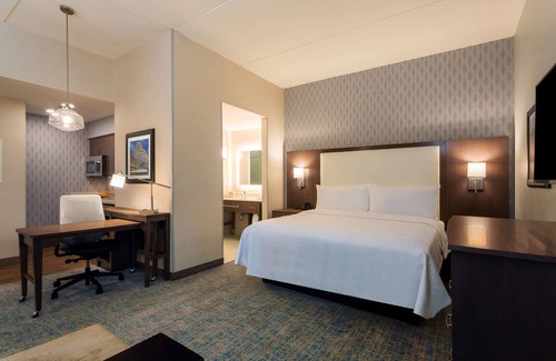Reston Hotel | Homewood Suites by Hilton Reston