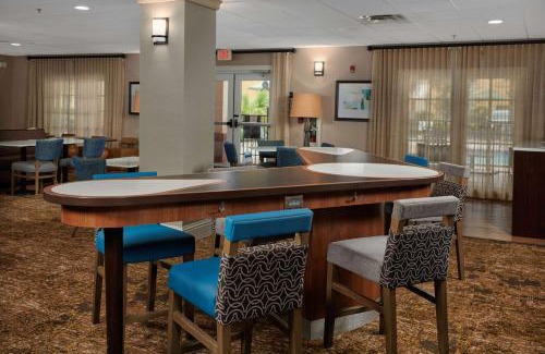 Sarasota Hotel | Homewood Suites by Hilton Sarasota