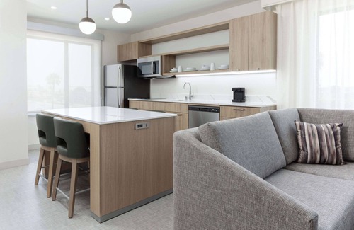 Los Alamitos Hotel | Homewood Suites by Hilton Cypress Orange County