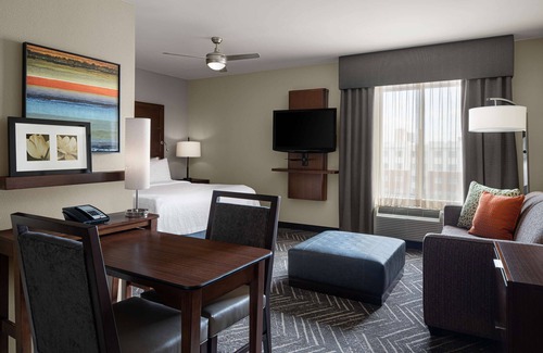 Springfield Hotel | Homewood Suites Springfield VA