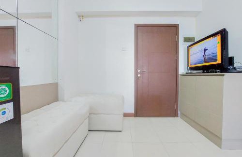 South Tangerang Apartment | Homey and Modern 2BR at Loftvilles City Apartment By Travelio