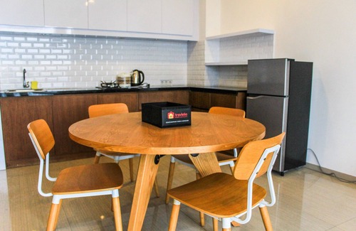 Kuningan Apartment | Homey and Warm 3BR Apartment at Ambassade Residences