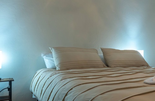 Stillwater House | Homey bungalow just a few blocks from downtown Stillwater and 1 mile to OSU!