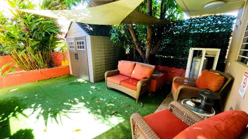 Bucana Apartment | Homey Escape with Patio Access and FREE laundry