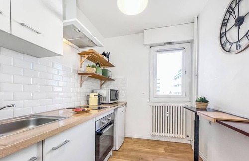 Annemasse Apartment | Homey Mango - Near downtown/Balcony/Free parking