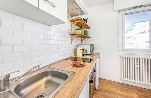 Annemasse Apartment | Homey Mango - Near downtown/Balcony/Free parking