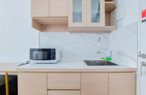 South Tangerang Apartment | Homey Studio (No Kitchen) Urbantown Serpong Apartment By Travelio