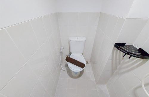 South Tangerang Apartment | Homey Studio (No Kitchen) Urbantown Serpong Apartment By Travelio