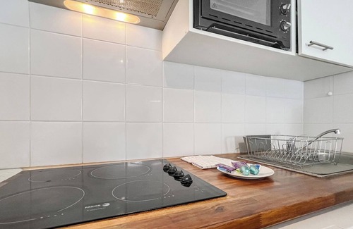 Annemasse Apartment | HOMEY WILD - Balcony/Free Parking/Near downtown