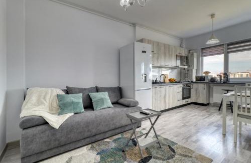 Militari Apartment | Homie Gray Apartment - Private Parking - Self Check-In