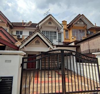 Taman Bukit Dahlia House | HomieDahlia Homestay Minimalist Live simply