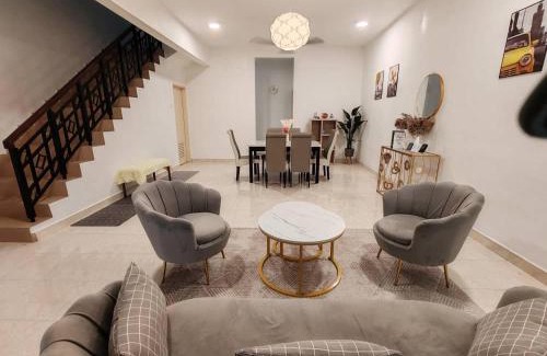 Taman Bukit Dahlia House | HomieDahlia Homestay Minimalist Live simply
