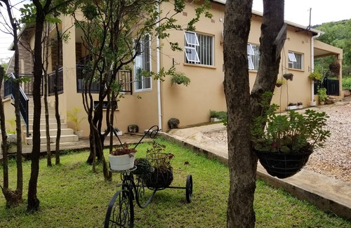 Chipata Cottage | Homz Cottage, a serene place in the Hills of Kanjala, in Chipata. Zambia