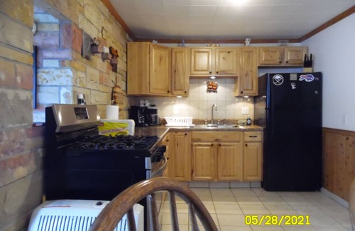 Honeoye Cottage | Honeoye Lake Waterfront Cottage