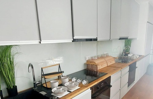 Rzeszow Apartment | Honey Apartmen with the balcony, swing, garage , invoice