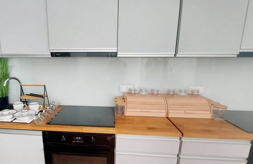 Rzeszow Apartment | Honey Apartmen with the balcony, swing, garage , invoice