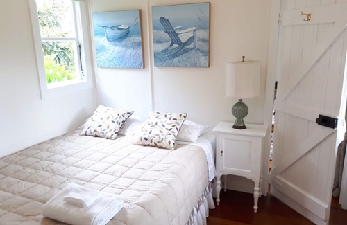Katikati Cottage | Honey Fields Cottage, a little piece of paradise!