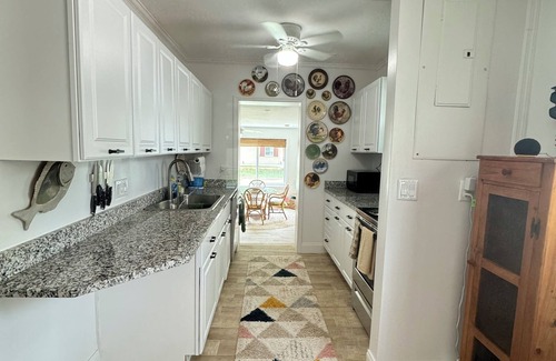 Big Pine Key House | Honey Hole a Big Pine Key paradise, canal to Bogie Channel