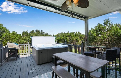 Fischer House | Honey's Lake House